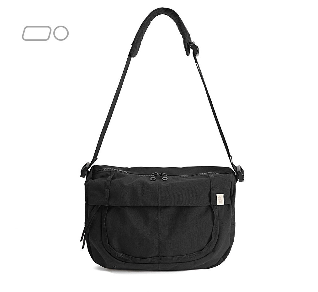 FM CROSS BAG (BLACK) 밤바다